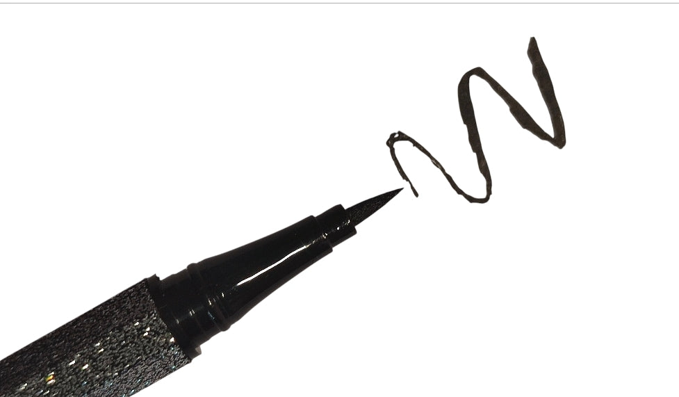 EYELINNER DELINEADOR DE OJOS LÍQUIDO RESISTENTE AGUA ALTA PRECISION