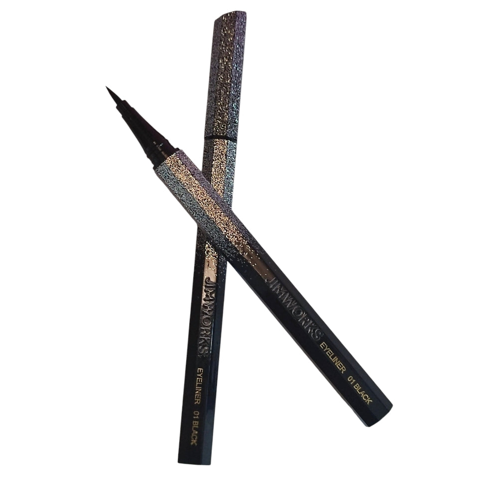 EYELINNER DELINEADOR DE OJOS LÍQUIDO RESISTENTE AGUA ALTA PRECISION