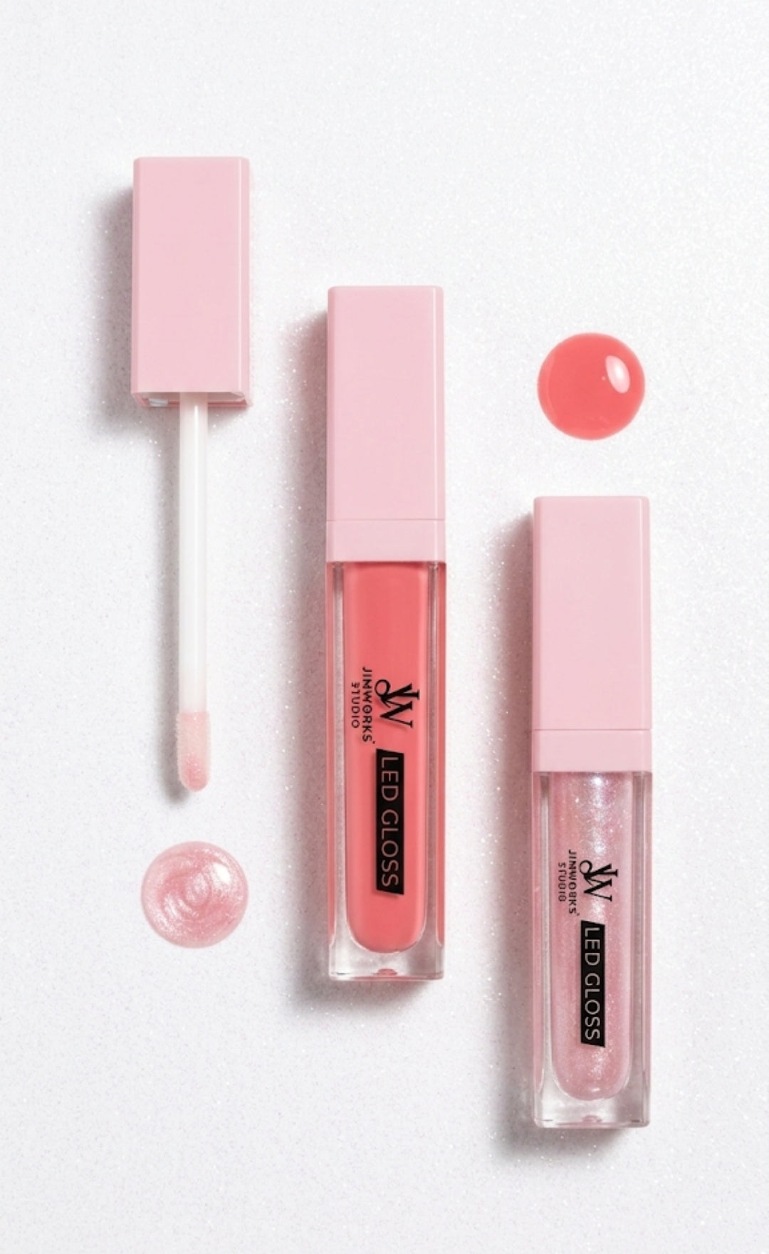 Brillo Labial 3 EN 1 Espejo y Luz Led Incorporado Vitamine E Antioxidante